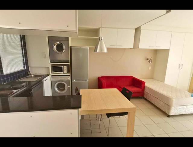 1 BEDROOM APARTMENT FOR SALE IN HILLCREST